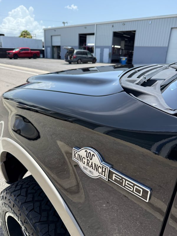 The same King Ranch fender with glossy black paint